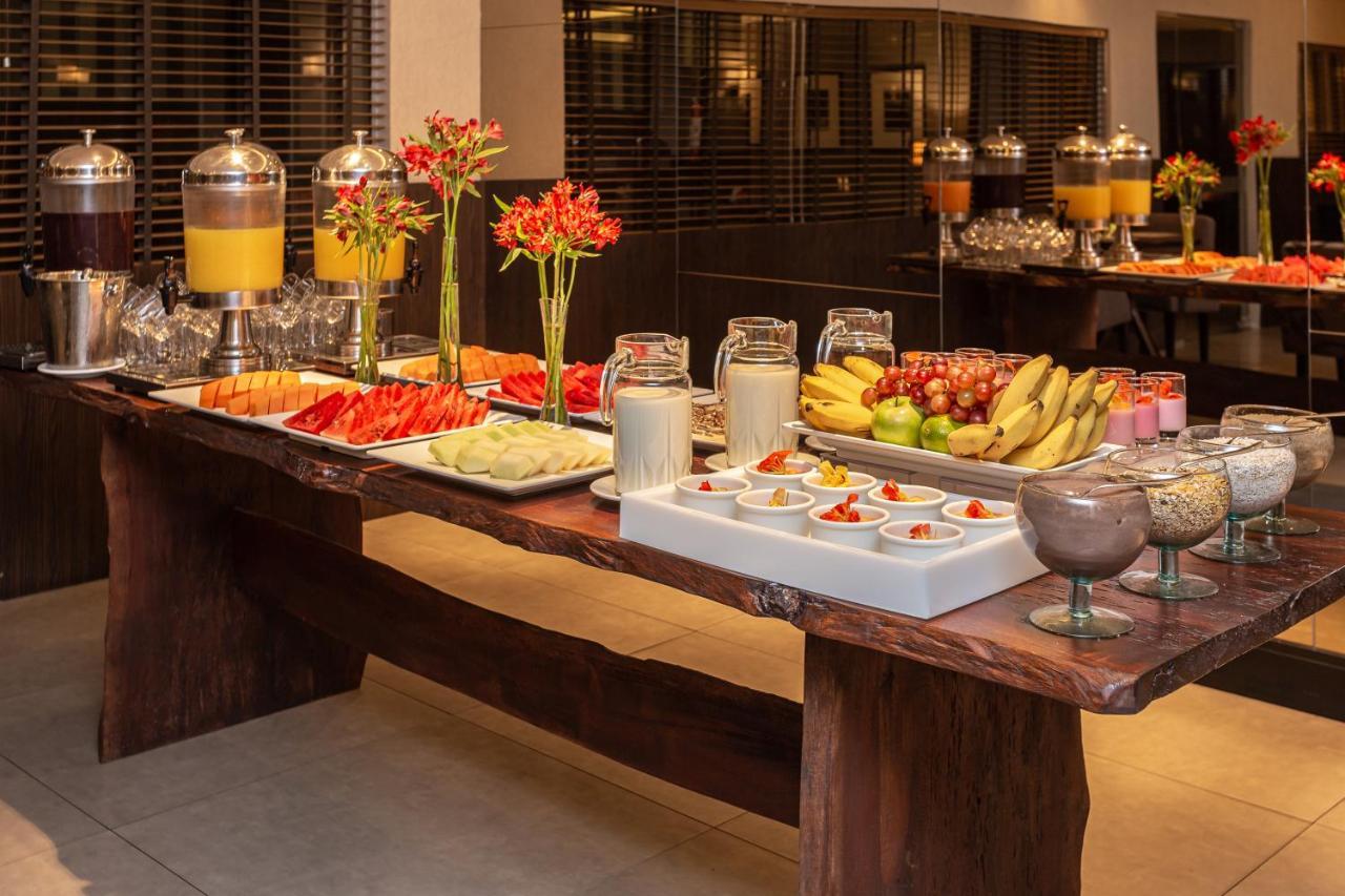 Faial Prime Suítes Hotel 4*
