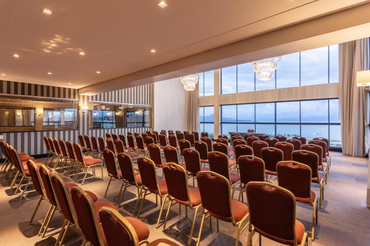 Faial Prime Suítes Hotel